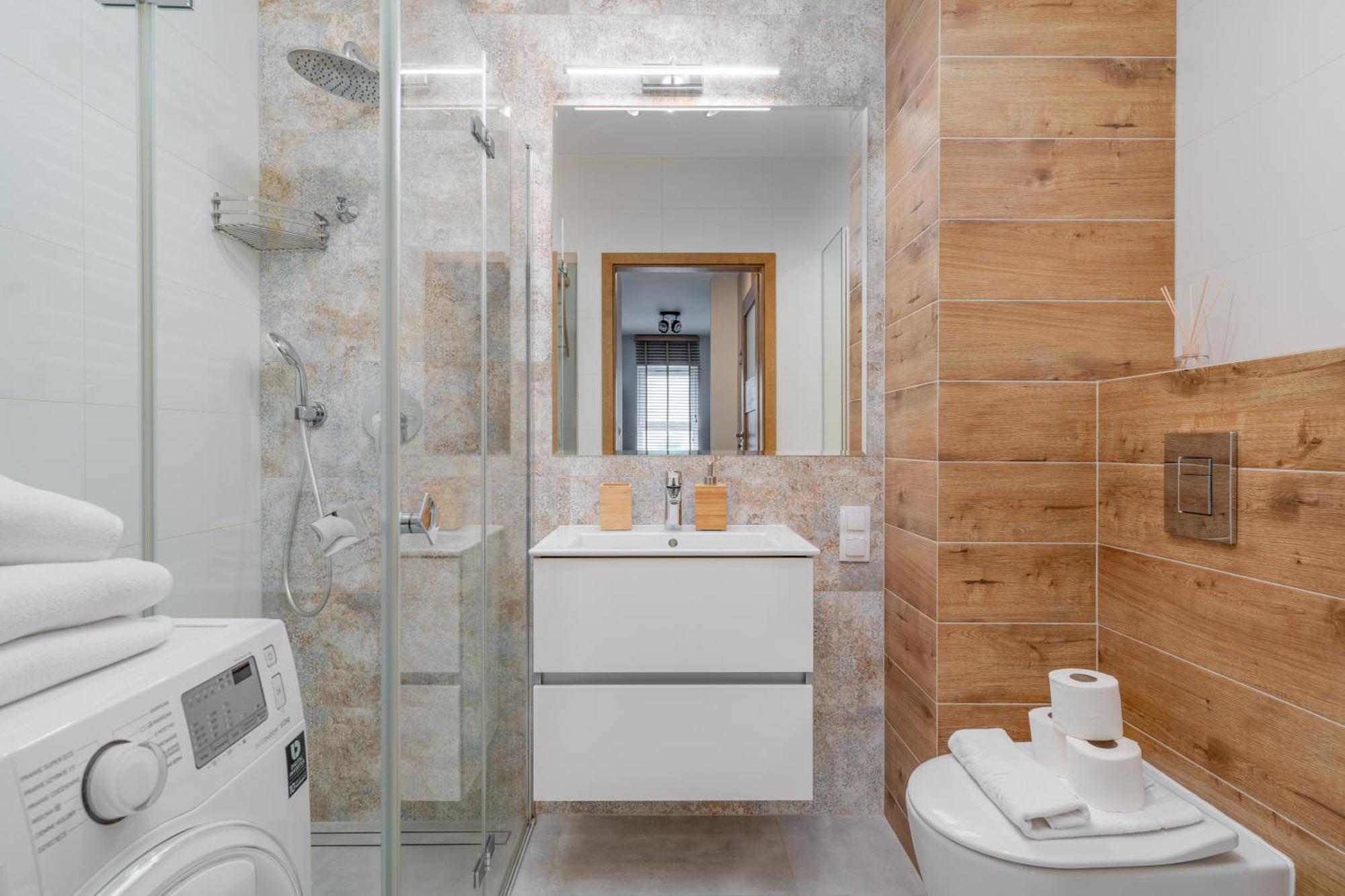 לודז' Citystay Wroblewskiego Apartament Z Parkingiem! מראה חיצוני תמונה